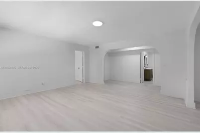 2475 NE 137th St, North Miami Beach, FL 33181 - Photo 4