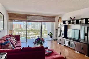 500 Bayview Dr, Sunny Isles Beach, FL 33160 - Photo 8