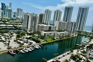 500 Bayview Dr, Sunny Isles Beach, FL 33160 - Photo 2