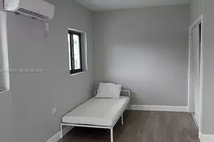 3735 NW 21st Ct, Miami, FL 33142 - Photo 10