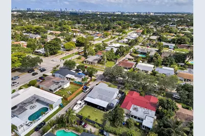 4621 Johnson St, Hollywood, FL 33021 - Photo 4