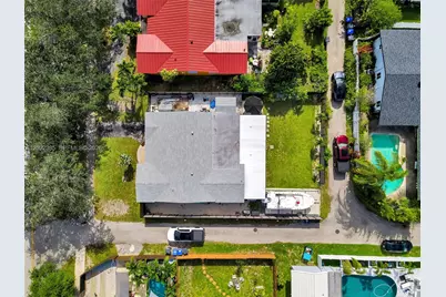 4621 Johnson St, Hollywood, FL 33021 - Photo 2