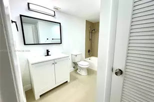 19390 Collins Ave, Sunny Isles Beach, FL 33160 - Photo 16