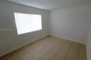 505 NW 177th St, Miami Gardens, FL 33169 - Photo 14