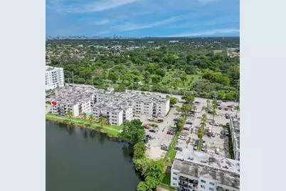 5501 NW 7th St #E408, Miami, FL 33126 - Photo 16