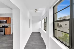 934 Michigan Ave, Miami Beach, FL 33139 - Photo 12