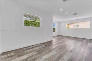2600 NW 108th St, Miami, FL 33167 - Photo 8