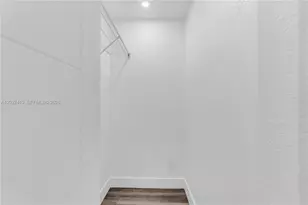 2600 NW 108th St, Miami, FL 33167 - Photo 28