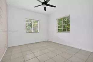 4902 Washington St, Hollywood, FL 33021 - Photo 10