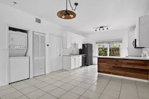4902 Washington St, Hollywood, FL 33021 - Photo 6