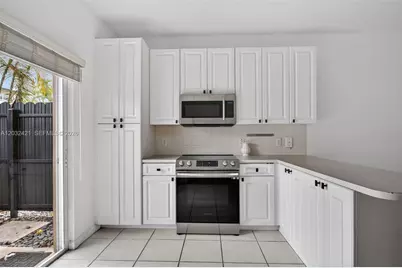 4902 Washington St #4, Hollywood, FL 33021 - Photo 8