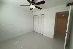 2500 W 67th Pl, Hialeah, FL 33016 - Photo 14