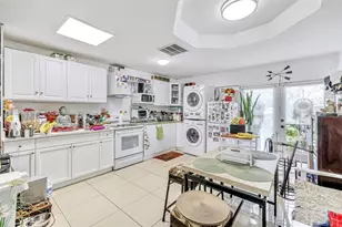 12085 W Dixie Hwy, Biscayne Park, FL 33161 - Photo 22