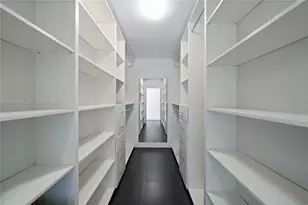 50 South Pointe Dr, Miami Beach, FL 33139 - Photo 24