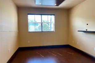 8800 NW 107 Ct, Doral, FL 33178 - Photo 14