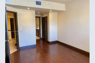 8800 NW 107th Ct #110, Doral, FL 33178 - Photo 10