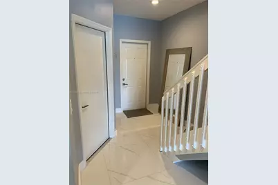 223 SW 120th Ave #0, Pembroke Pines, FL 33025 - Photo 10