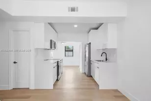 2520 NW 160th St, Miami Gardens, FL 33054 - Photo 10