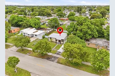 2520 NW 160th St, Miami Gardens, FL 33054 - Photo 2