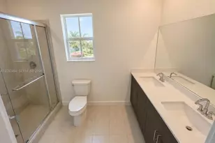 791 SE 18th St, Homestead, FL 33034 - Photo 4