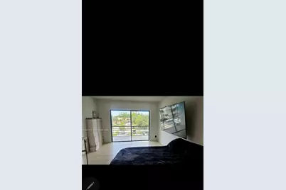 4311 Crystal Lake Dr #321, Deerfield Beach, FL 33064 - Photo 4