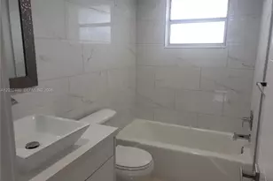 4700 Washington St, Hollywood, FL 33021 - Photo 10