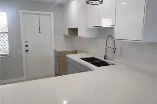 4700 Washington St, Hollywood, FL 33021 - Photo 6