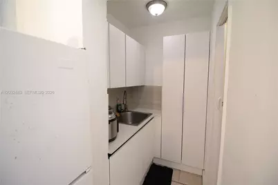 359 E 12th St, Hialeah, FL 33010 - Photo 52