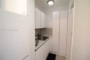 359 E 12th St, Hialeah, FL 33010 - Photo 52