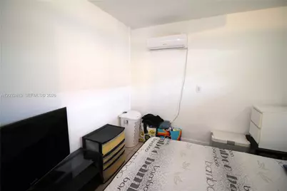 359 E 12th St, Hialeah, FL 33010 - Photo 50