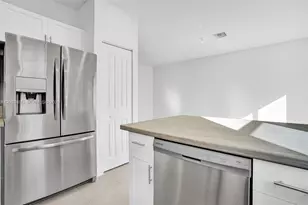 2542 SE 29th St, Homestead, FL 33035 - Photo 18