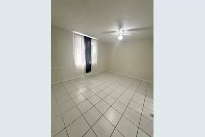 10000 NW 80th Ct #2249, Hialeah Gardens, FL 33016 - Photo 4