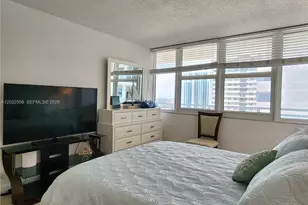 2030 S Ocean Dr, Hallandale Beach, FL 33009 - Photo 18