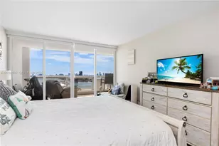 1717 N Bayshore Dr, Miami, FL 33132 - Photo 18