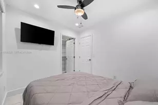 280 NW 59th Ct, Miami, FL 33126 - Photo 14