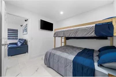 280 NW 59th Ct #/, Miami, FL 33126 - Photo 10
