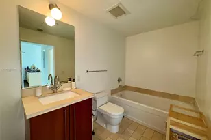 79 SW 12th St, Miami, FL 33130 - Photo 18