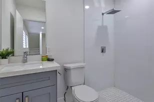 424 W 13th St, Hialeah, FL 33010 - Photo 20