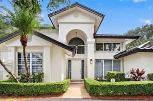 8224 SW 178th Terrace, Palmetto Bay, FL 33157 - Photo 2