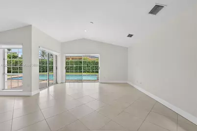 8224 SW 178th Ter, Palmetto Bay, FL 33157 - Photo 20