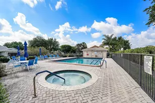 7905 Cloverfield Cir, Boca Raton, FL 33433 - Photo 34