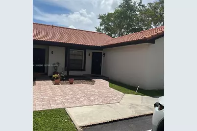 15272 SW 46th Ln #HR-66, Miami, FL 33185 - Photo 1