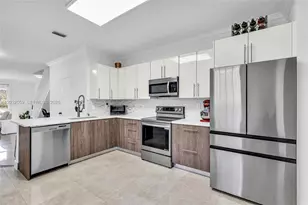 2578 Cordoba Bend, Weston, FL 33327 - Photo 2