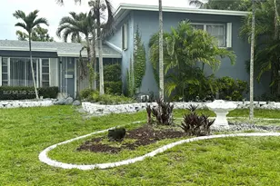 1245 NE 203rd St, Miami, FL 33179 - Photo 1