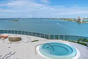 488 NE 18th St, Miami, FL 33132 - Photo 32