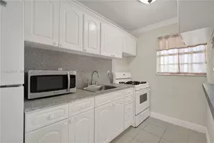 3855 SW 79th Ave, Miami, FL 33155 - Photo 4