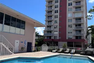 3161 S Ocean Dr, Hallandale Beach, FL 33009 - Photo 2