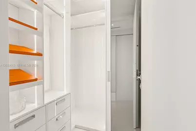 300 Biscayne Boulevard Way #3305W, Miami, FL 33131 - Photo 24