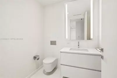 300 Biscayne Boulevard Way #3305W, Miami, FL 33131 - Photo 32