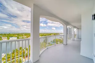 5401 Collins Ave, Miami Beach, FL 33140 - Photo 26